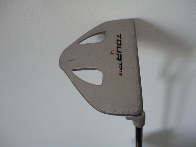 Various golf club putters, various prices, ping, mizuno, wilson, dunlop, slazenger, etc
