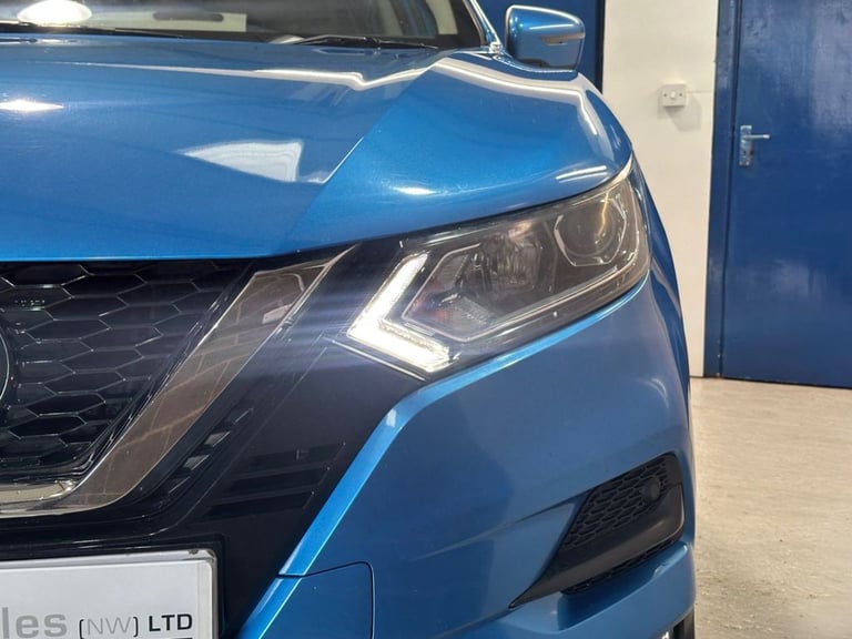 2018 Nissan Qashqai 1.5 dCi Acenta SUV 5dr Diesel Manual Euro 6 (s/s) (110 ps) HATCHBACK Diesel M...