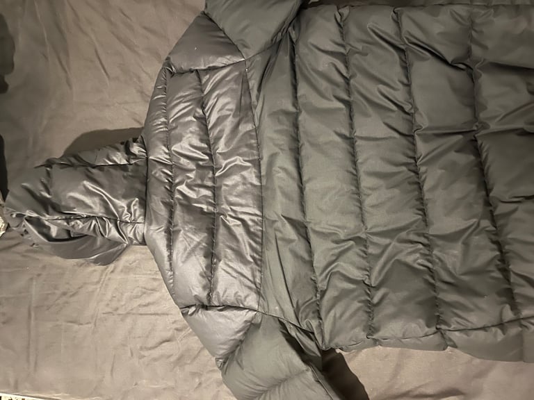 Men medium Nike puffer