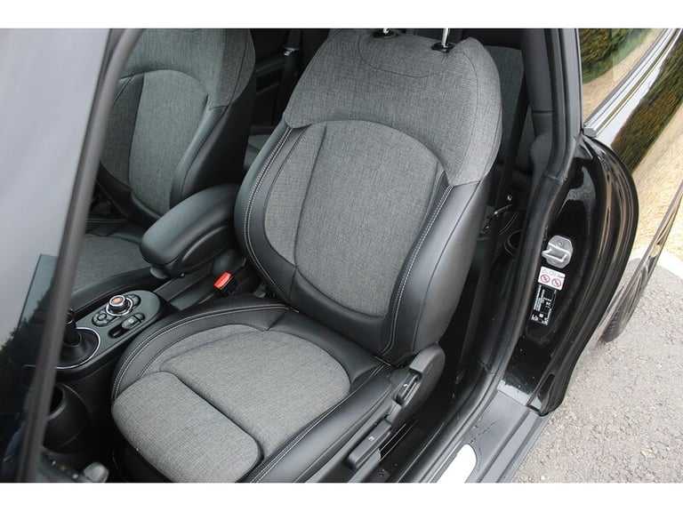 2020 MINI Electric Hatch Cooper SE Level 2 Hatchback Electric Automatic