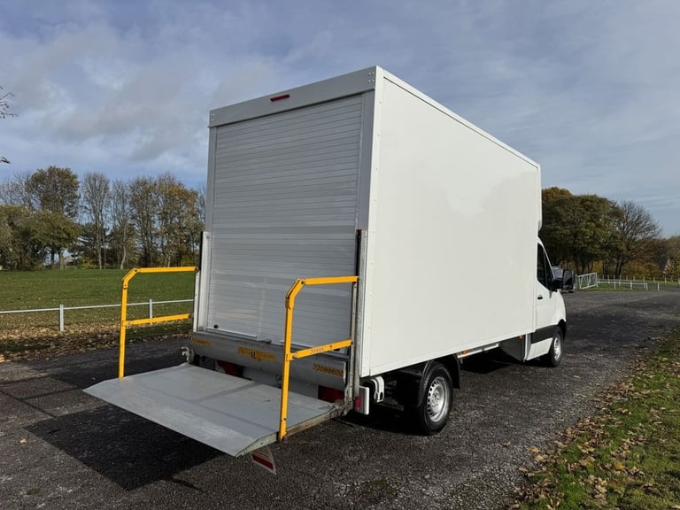 2021 Mercedes-Benz Sprinter 3.5t Progressive Chassis Cab CHASSIS CAB DIESEL Automatic