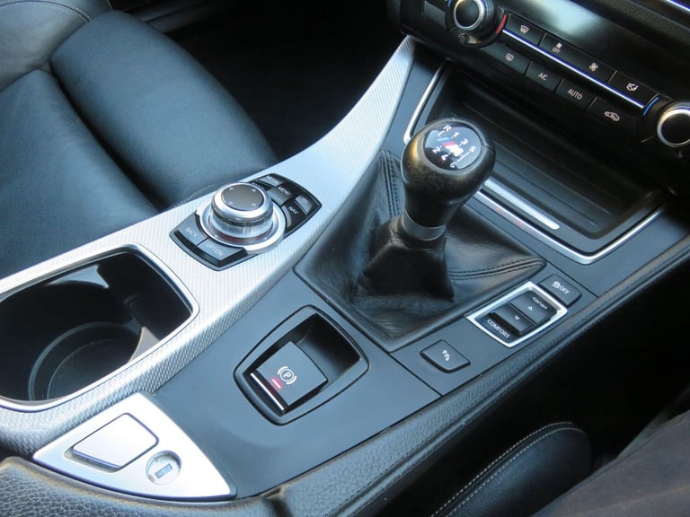 2016 BMW 5 Series 2.0 520d M Sport Euro 6 (s/s) 4dr SALOON Diesel Manual