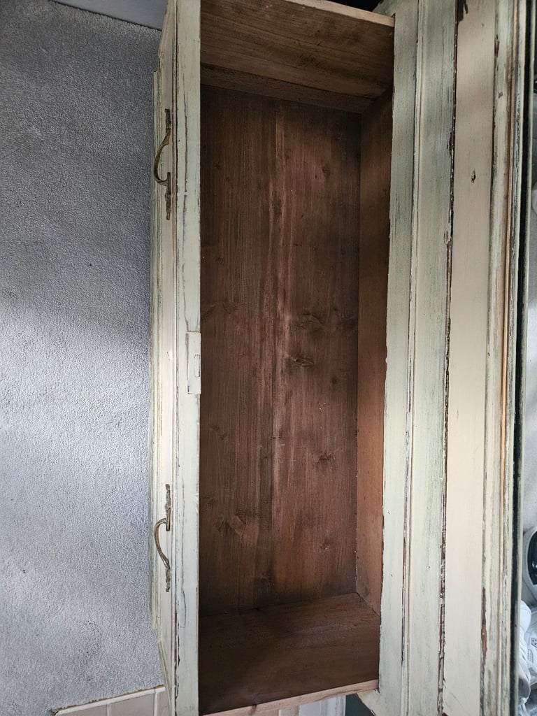 Beautifup French Antique Wardrobe