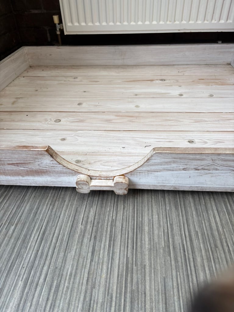 image for Wooden dog bed