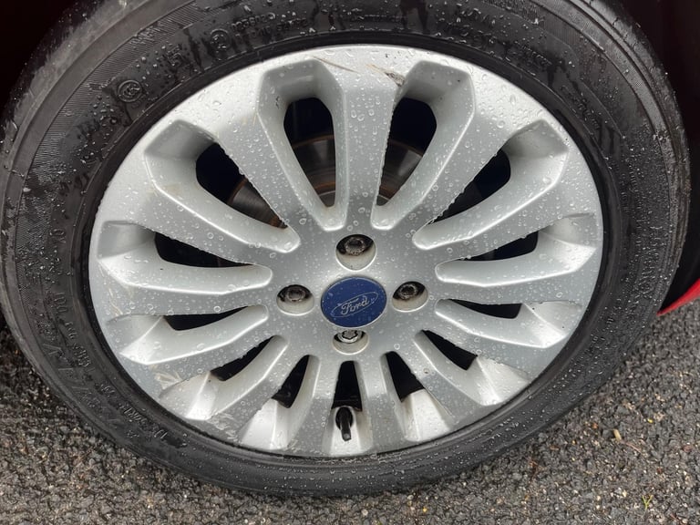 2015 Ford Ka 1.2 Zetec Euro 5 (s/s) 3dr HATCHBACK Petrol Manual