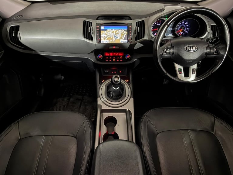WHITE 2015 KIA SPORTAGE 3 SAT NAV ISG 1.7 DIESEL CRDI SUV 2 PREVIOUS OWNERS
