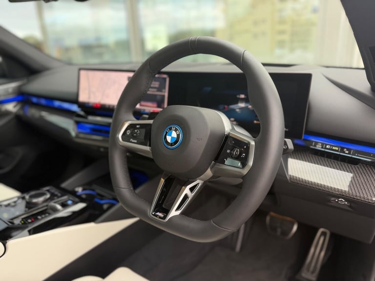 2025 BMW i5 250kW eDrive40 M Sport Pro 84kWh 5dr Auto ESTATE ELECTRIC Automatic