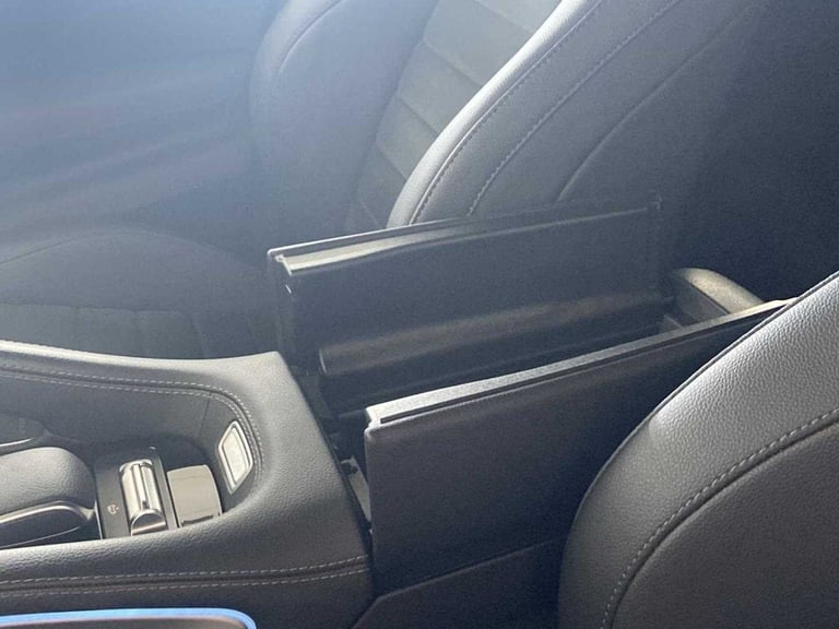 2024 Mercedes-Benz GLE 400e 4Matic Urban Edition 5dr 9G-Tronic SUV Plug-In Hy Automatic