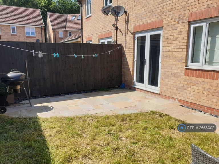 3 bedroom house in Christie Lane, Salford, M7 (3 bed) (#2668002)