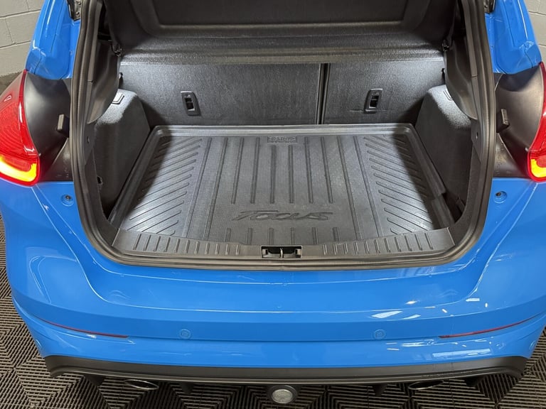 FORD FOCUS 2.3 T EcoBoost RS Blue Manual Petrol 2016