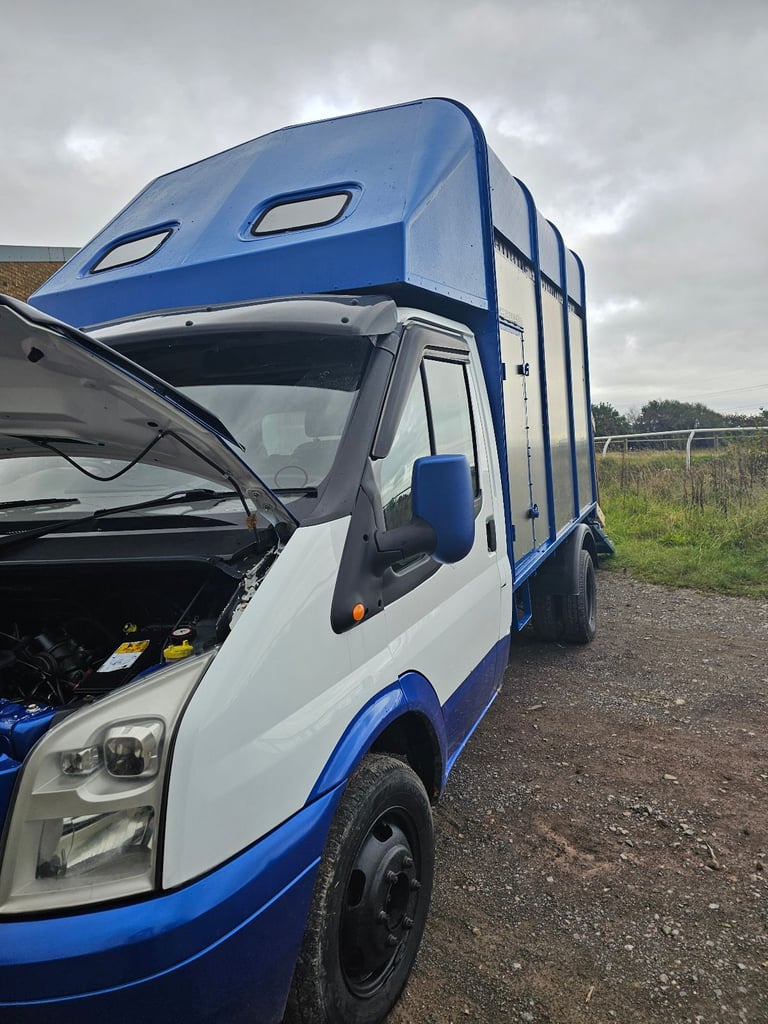 3.5t horsebox