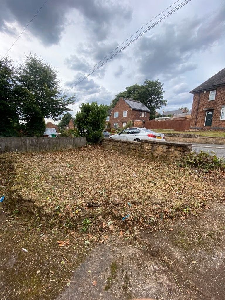 Gardener and Garden Maintenance - Grass Cutting, Landscaping and all other Gardening Services 🌿 