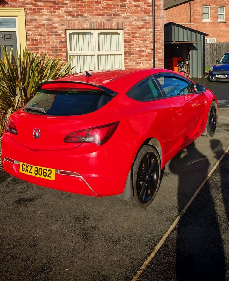 Vauxhall, ASTRA GTC, Hatchback, 2014, Manual, 1364 (cc), 3 doors