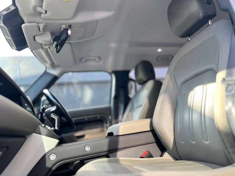 2020 Land Rover Defender 110 2.0 SD4 S SUV + BODYKIT + 22 ALLOYS + 5dr Diesel Auto 4WD Euro 6 (s/...