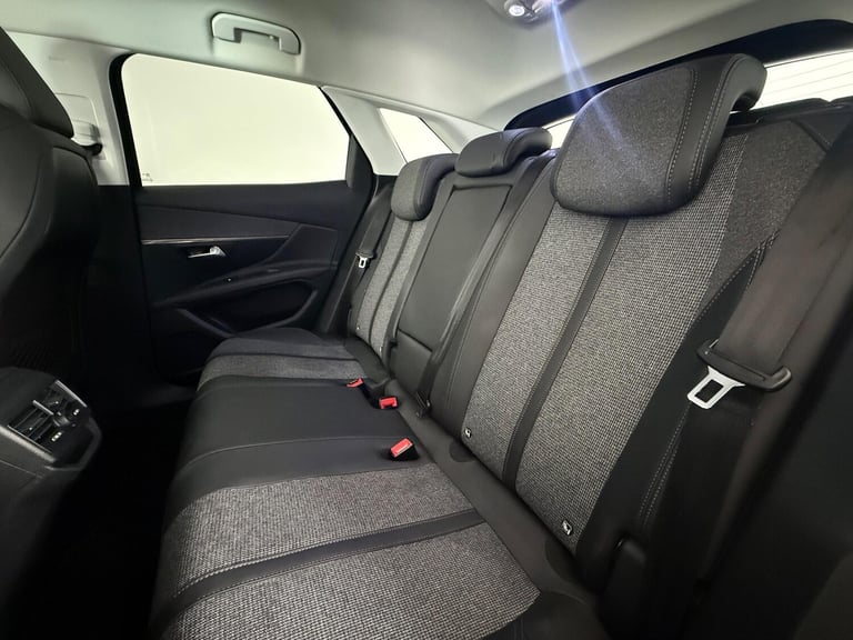 2018 Peugeot 3008 1.2 PureTech Allure Euro 6 (s/s) 5dr HATCHBACK Petrol Manual