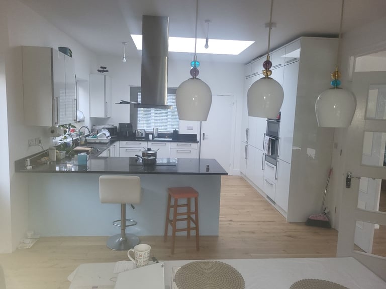 4 bedroom property to let from end of January 