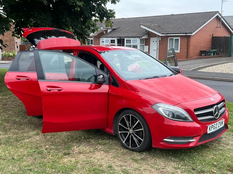 2013 Mercedes-Benz B Class B200 CDI BlueEFFICIENCY Sport 5dr Auto MPV Diesel Automatic