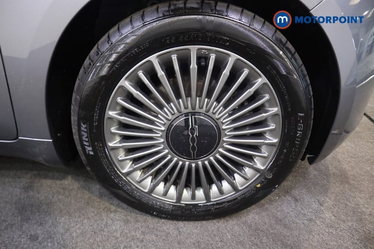 2022 Fiat 500 87kW Icon 42kWh 3dr Auto Hatchback Electric Automatic