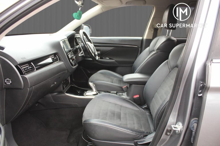 2019 Mitsubishi Outlander 2.4 PHEV Juro 5dr Auto ESTATE PETROL/ELECTRIC Automatic