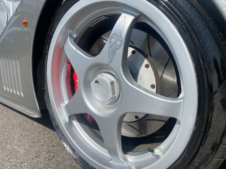 2003 52 MORGAN AERO 4.4 AERO 8 2-SEAT 2D 282 BHP
