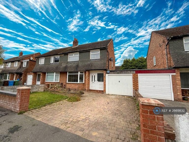 3 bedroom house in Bankside Road, Manchester, M20 (3 bed) (#2669832)