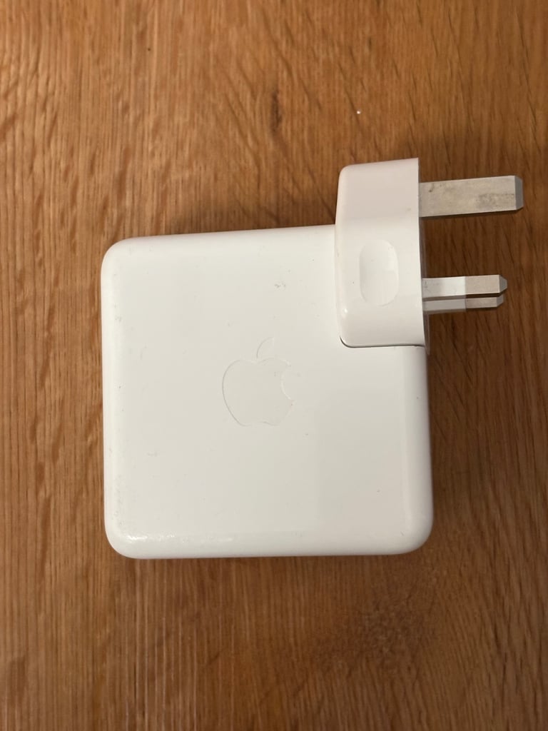 Genuine Apple 61W USB-C Power Adapter for MacBook 