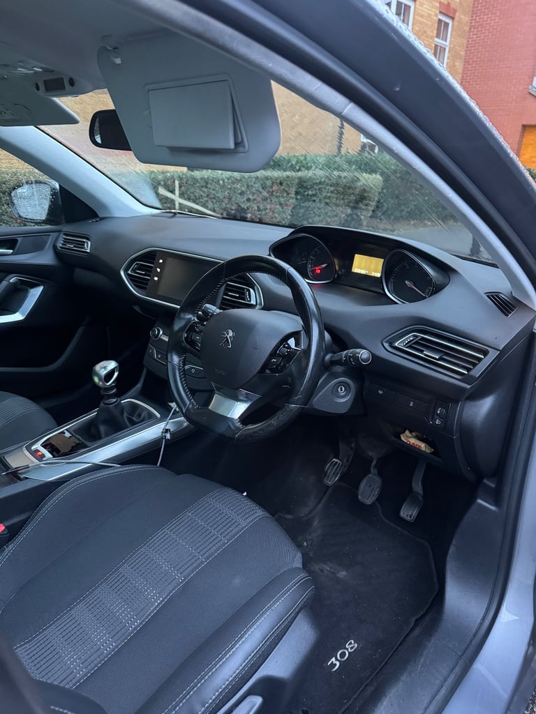 Peugeot, 308, Hatchback, 2018, Manual, 1199 (cc), 5 doors