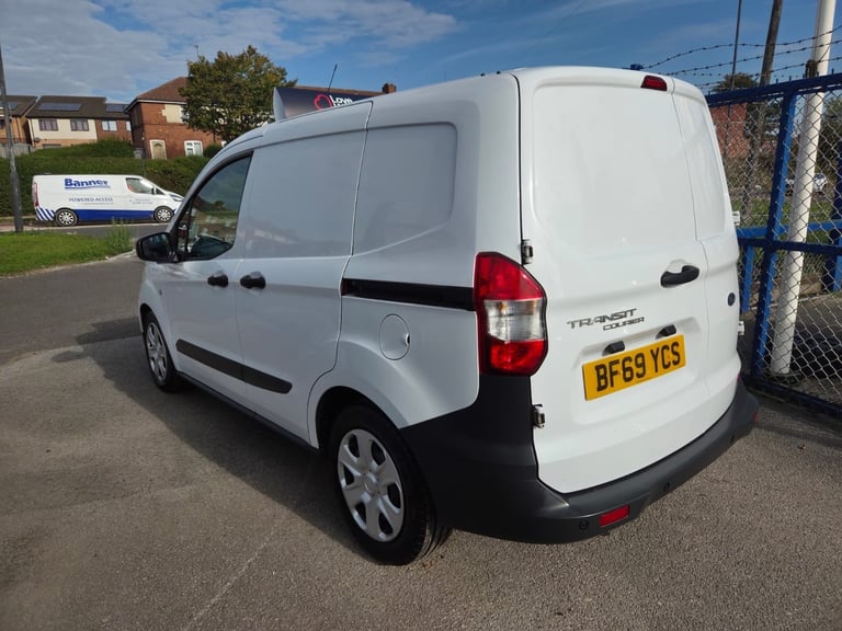 2019 Ford Transit Courier 1.5 TDCi Trend Euro 6, F/S/H, Air Con