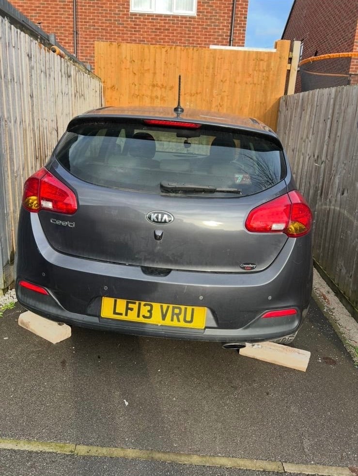 Kia, CEED, Hatchback, 2013, Semi-Auto, 1591 (cc), 5 doors