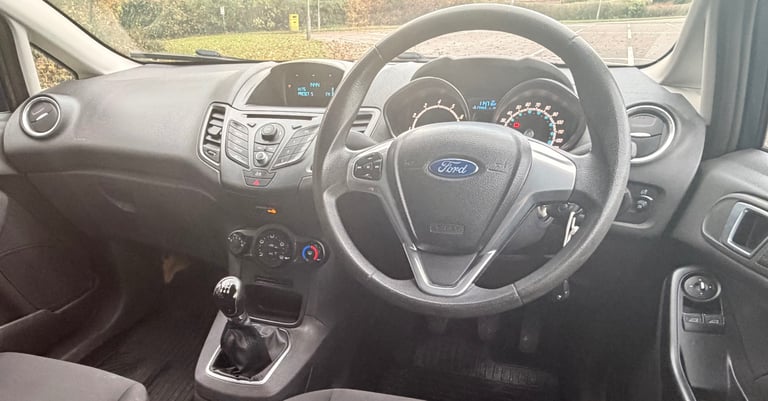 Ford, FIESTA, Hatchback, 2013, Manual, 1241 (cc), 3 doors