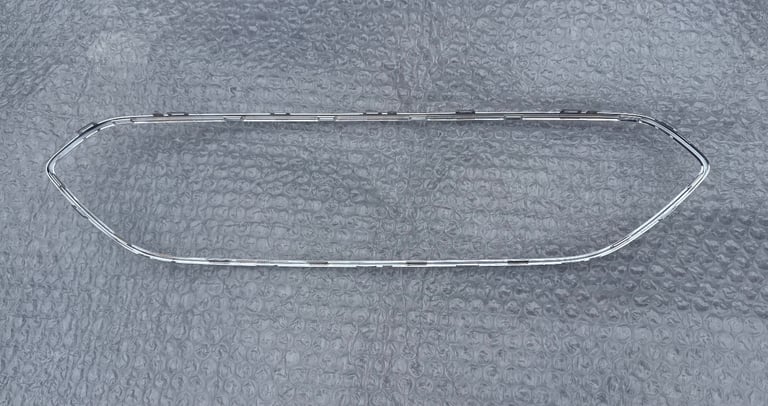 GENUINE FORD B-MAX 2012-2017 FRONT LOWER GRILL SURROUND MOLDING TRIM