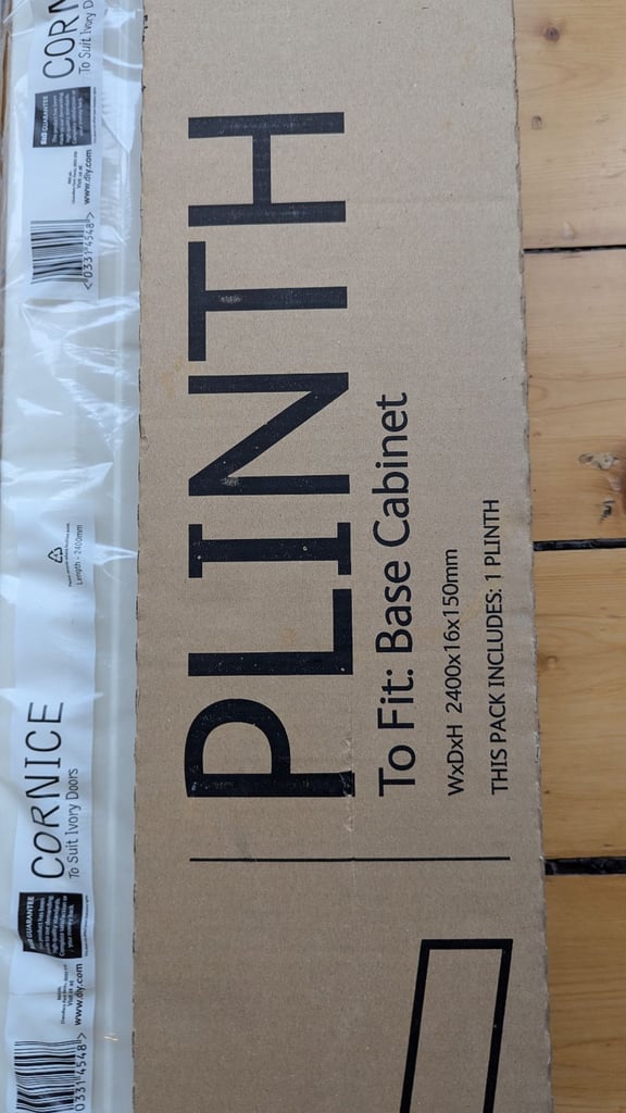 NEW B&Q Ivory Plinth, Pelmet and Cornice
