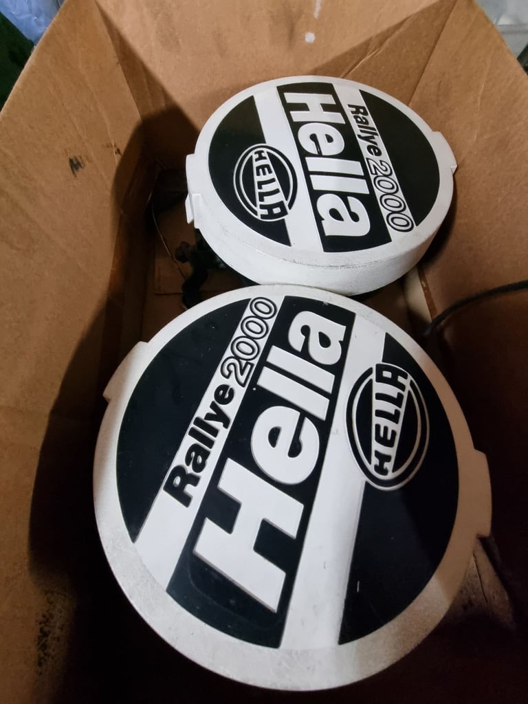 Hella Rallye 2000 Spotlight with covers. Sports