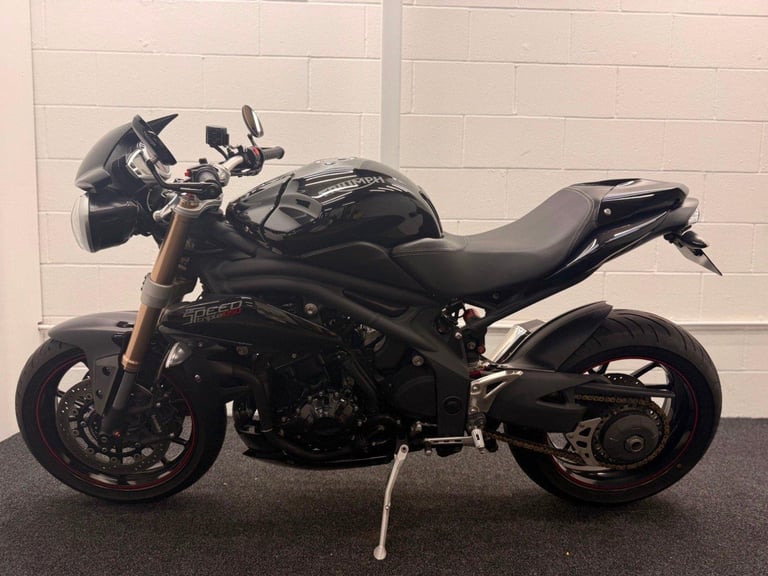 Triumph Speed Triple 1050 ** Nice Condition - 1 Owner - Warranty **
