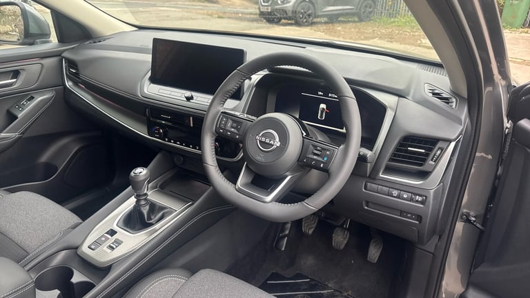 2025 Nissan Qashqai 1.3 DiG-T MH N-Connecta [Glass Roof] 5dr Petrol Hatchback Hatchback Petrol Ma...
