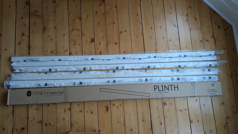 NEW B&Q Ivory Plinth, Pelmet and Cornice