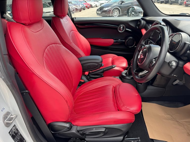 2014 MINI Cooper 2.0 PETROL AUTO Hatchback Petrol Semi Automatic