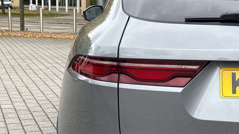 2024 Jaguar F-Pace 2.0 P400e R-Dynamic HSE Black 5dr Auto AWD Estate Plug-In Hy Automatic