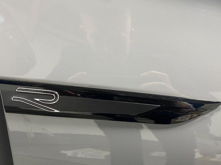 2022 Volkswagen Golf 1.5 Tsi R Line Hatchback 5dr Petrol Manual Euro 6 (s/s) (150 Ps) HATCHBACK P...