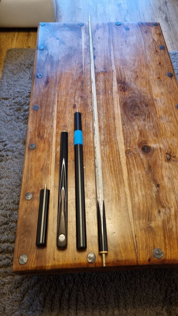 image for Taylor Made 58" Snooker Cue