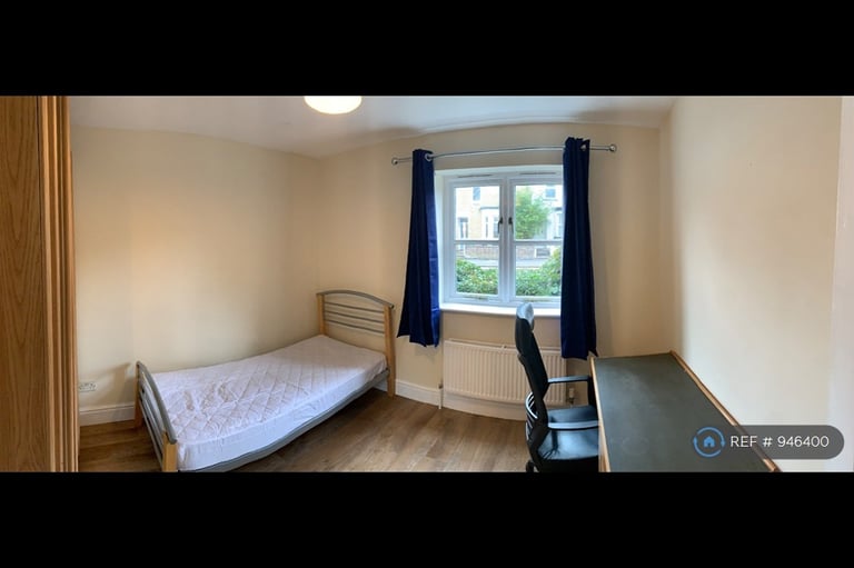 2 bedroom flat in Clevedon House, Oxford, OX3 (2 bed) (#946400)