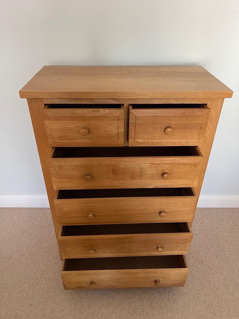 FREE DELIVERY SOLID OAK CHEST OF 6 DRAWERS GREAT CONDITION