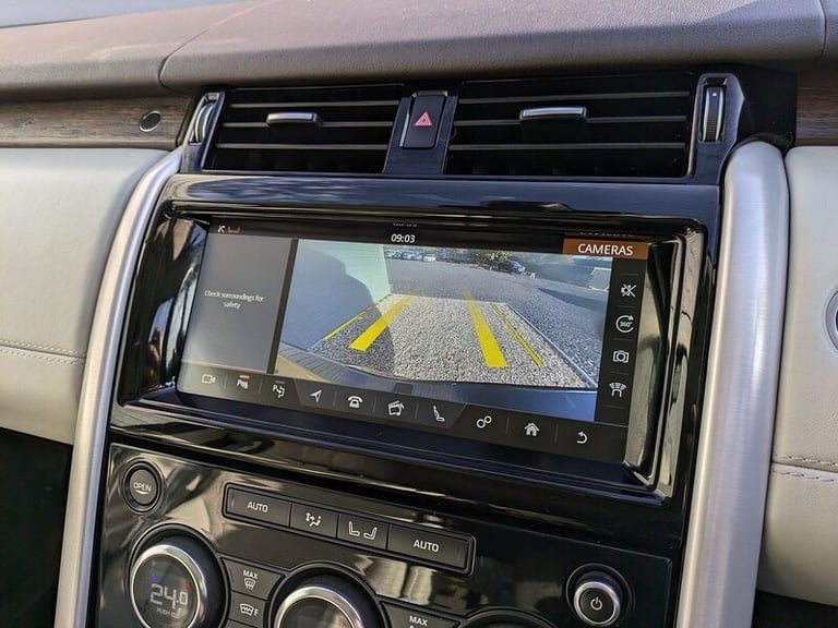 2017 Land Rover Discovery 3.0 TD6 HSE Luxury 5dr Auto ESTATE DIESEL Automatic