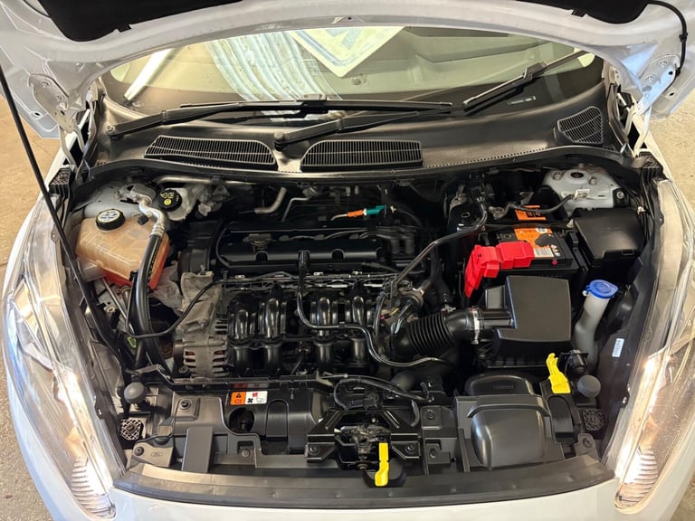 FORD FIESTA 1.25 Style 2013