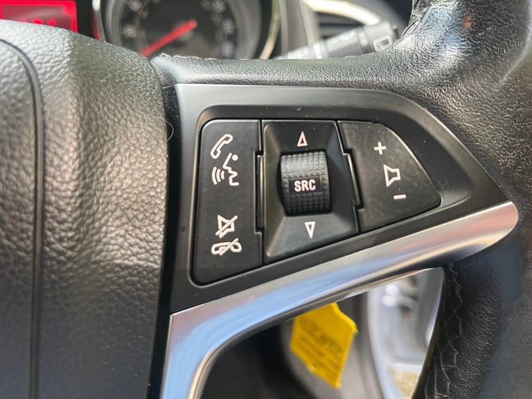 2014 Vauxhall Astra ELITE CDTI S/S ESTATE 6 SPEED MANUAL. Estate Diesel Manual