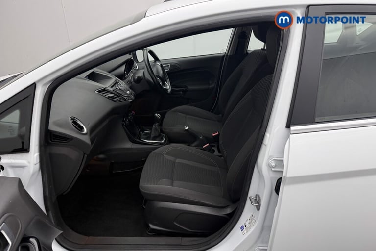 2015 Ford Fiesta 1.25 82 Zetec 5dr HATCHBACK PETROL Manual