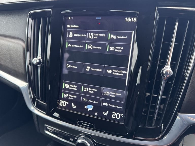 2020 Volvo V90 Cross Country 2.0 D5 Plus Estate 5dr Diesel Auto AWD Euro 6 (s/s) (235 ps) Estate ...