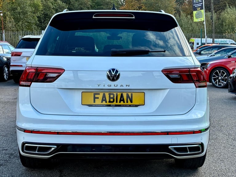 2020 Volkswagen Tiguan 1.5 TSI R-Line DSG **Lovely Example - Automatic**