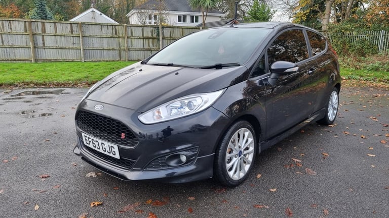 2013 Ford Fiesta 1.0 EcoBoost 125 Zetec S 3dr HATCHBACK Petrol Manual