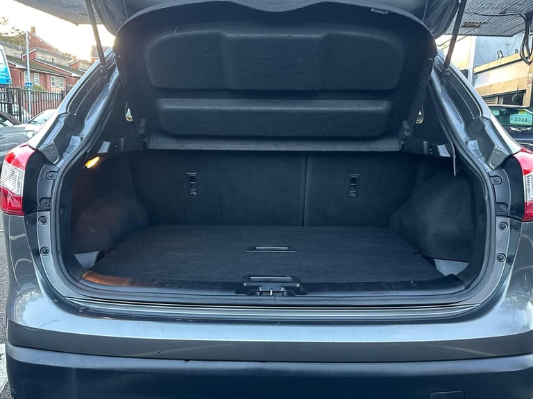 2014 Nissan Qashqai 1.2 DIG-T Acenta Premium 2WD Euro 5 (s/s) 5dr HATCHBACK Petrol Manual